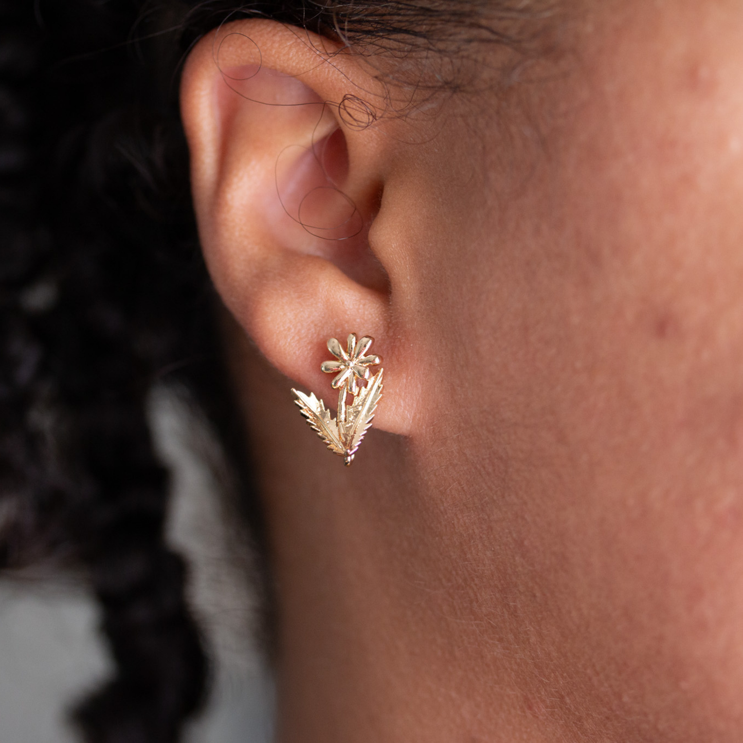 Heaven Inspired Stud Earrings | Gold