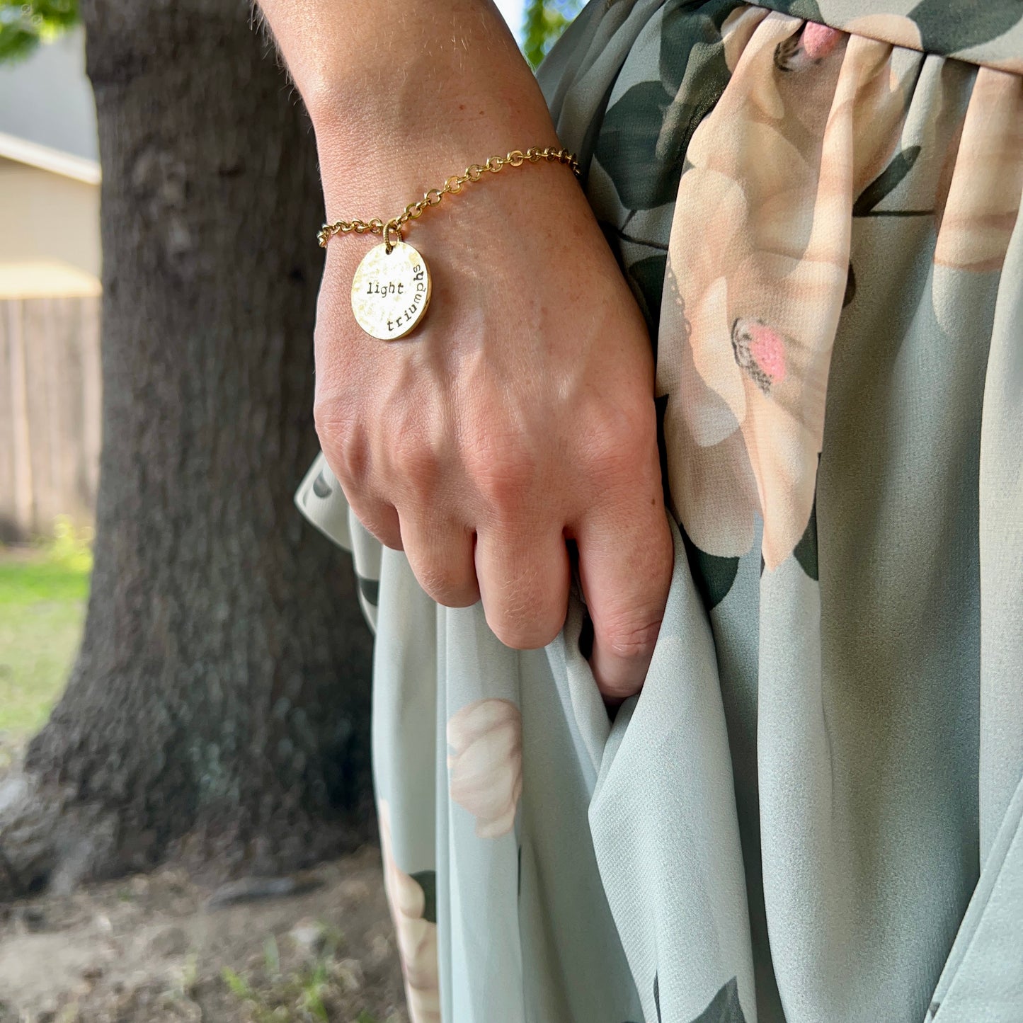 Light Triumphs: Toggle Clasp Bracelet